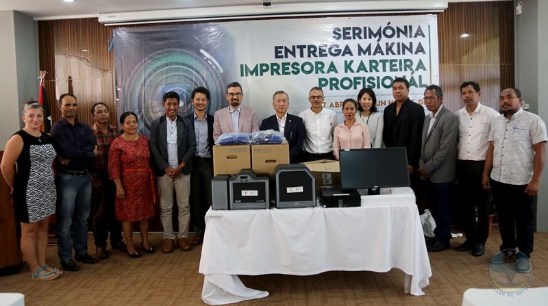 UNDP Entrega Makína Imprimi Kartaun ba Conselho de Imprensa